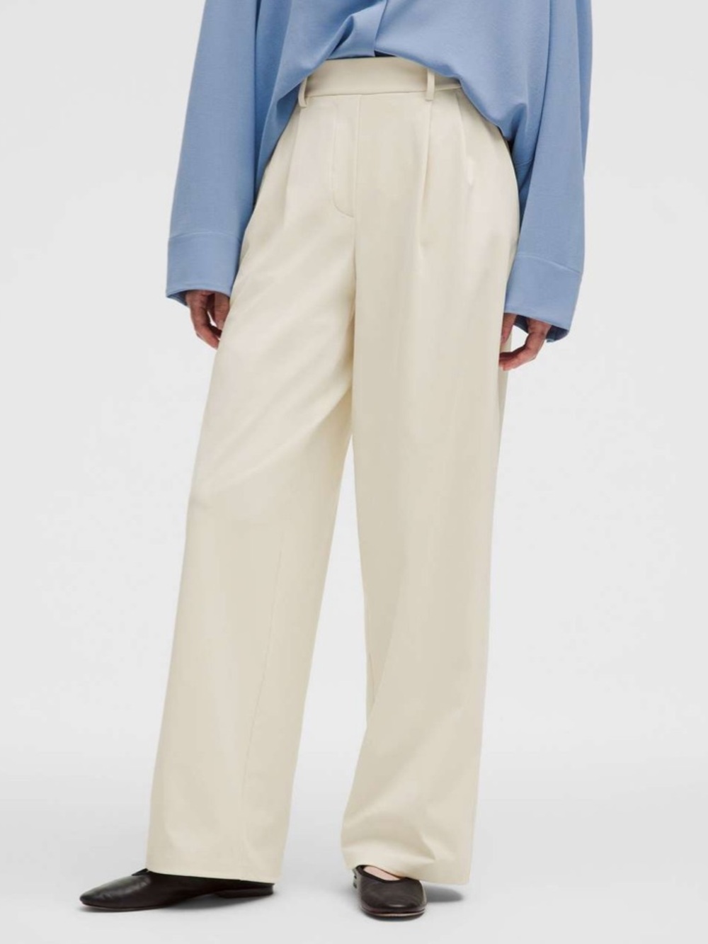NWOT Lululemon Daydrift High-Rise Trouser *Regular. Color Light Ivory. Size M